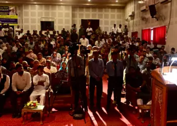 Lieutenant Governor met Families of Common Kashmiris who were brutally killed by Pakistan-backed terrorists since 1990s