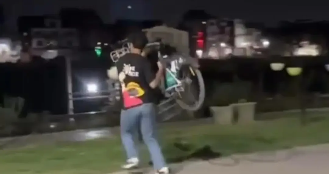 Outrage After Youth Caught on Camera Throwing Smart City Cycle into Jhelum in Srinagar*