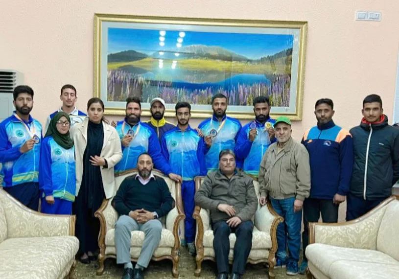 J&K Water Sports Associations extend Helping Hand to UT Administration Amid Flood Threats
