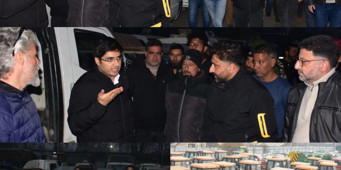 Commissioner SMC Visits SMC Transport Yard JAKLI Allochi Bagh to Inspect Readiness of Snow Clearing Machines