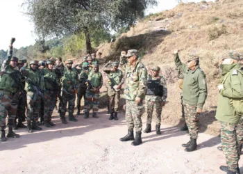 GOC White Knight Corps Reviews Security Preparedness in Mathiyanigala Rajouri