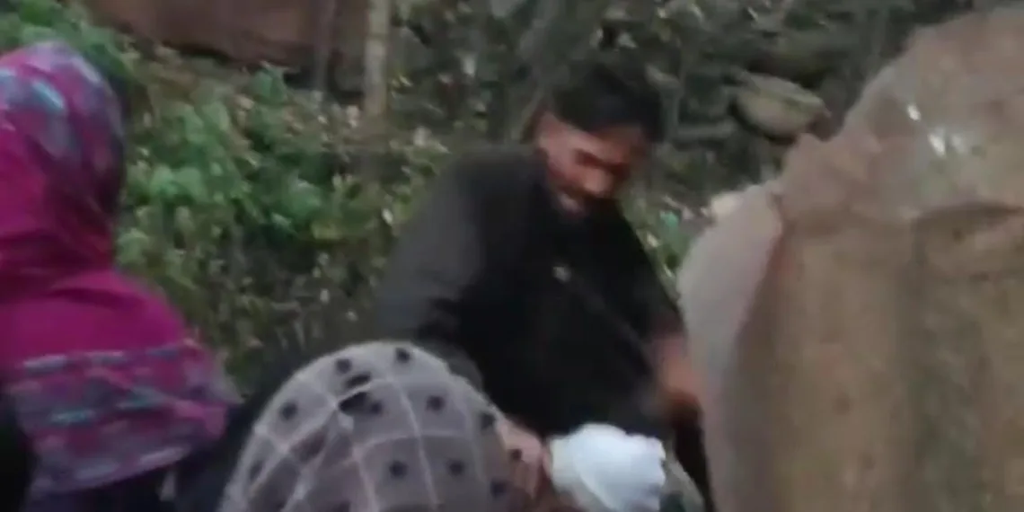 Man Detained for Assaulting Elderly Man After Disturbing Video Goes Viral