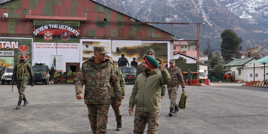 GOC White Knight Corps Reviews Security Scenario, CT Preparedness in Kishtwar