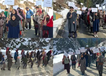 Snow Can’t Silence Sacrifice: Kundian Pays Emotional Tribute to Pulwama Martyrs