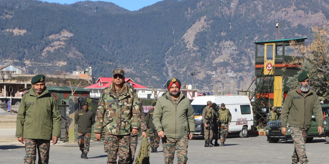 GOC White Knight Corps Reviews Counter-Terrorism Grid in Kishtwar