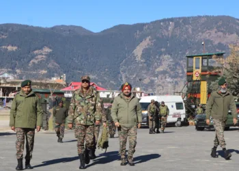 GOC White Knight Corps Reviews Counter-Terrorism Grid in Kishtwar