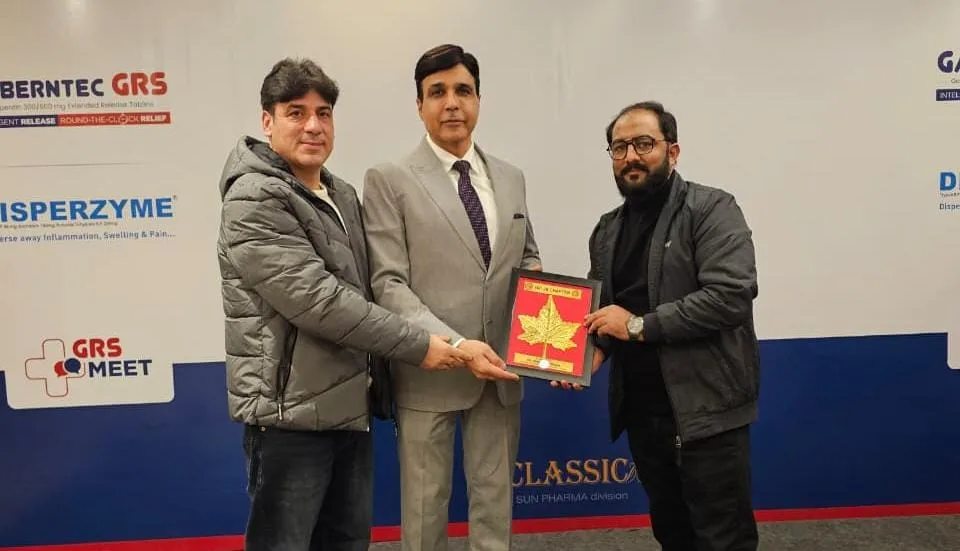 ڈاکٹر منوج واڈھوا نے سرینگر میں گھٹنے اور کولہے کے جوڑ کی تبدیلی میں نئی پیش رفت پر CME کی قیادت کی