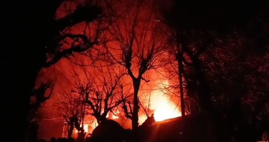 Massive Blaze Engulfs Three Hotel Structures in Pahalgam; Firefighting Operation Underway