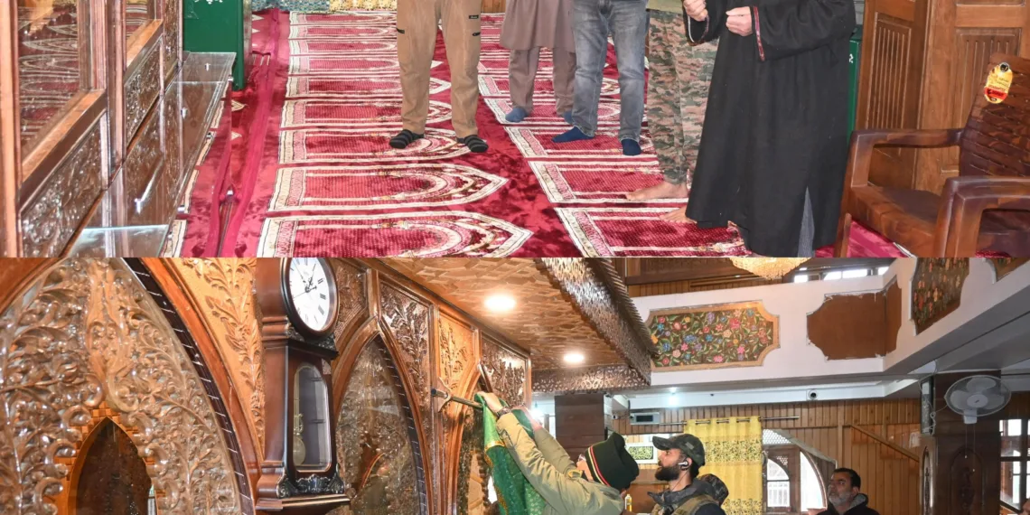 Army Strengthens Community Bonds at Babareshi Shrine During Ramadan