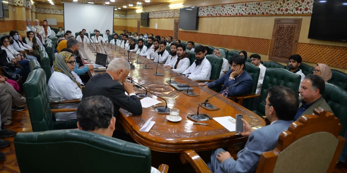 PG Residents Sensitised on Tuberculosis During Orientation Programme at SKIMS