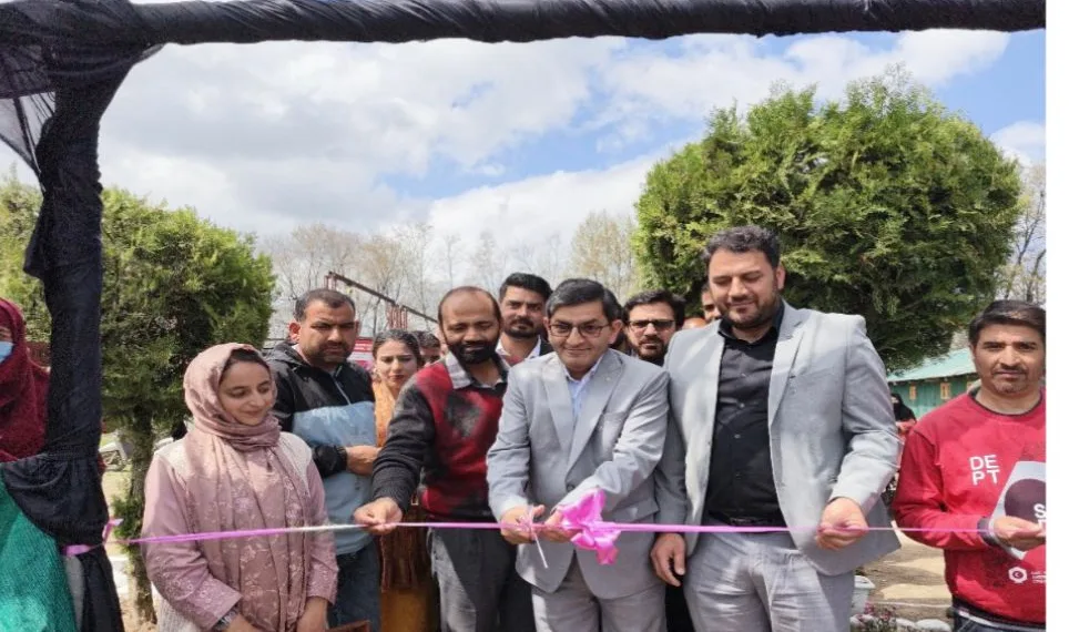 Director, CSIR-IIIM inaugurates CSIR Tulip Festival; emphasises indigenous tulip bulb production