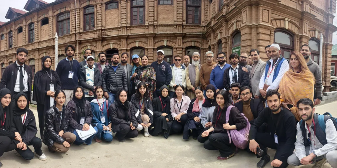 “Green Drive Gains Momentum in Kashmir as Institutions Unite for Clean Air Mission”