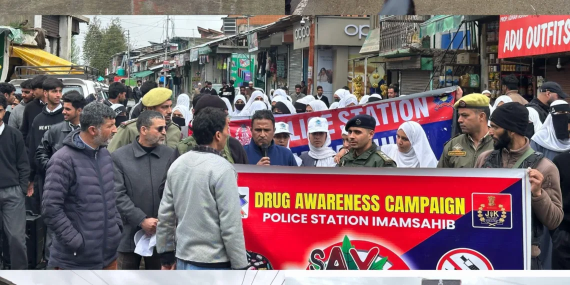 Shopian Police, Schools Lead Anti-Drug Campaign with Awareness Rallies in Keller, Imamsahib