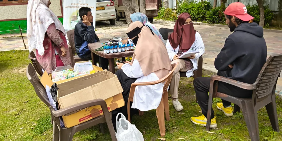 Borderless World Foundation Celebrates World Homoeopathy Day with Free Medical Camp at Hazratbal, Benefits Dozens