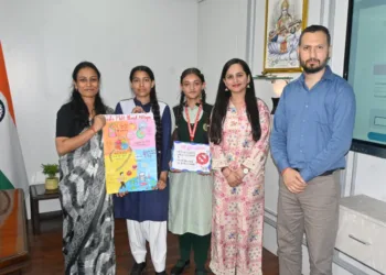 Dir Info felicitates Winners of ‘Talent Vista-Poster Making, Slogan Writing Competition on Nasha Mukt Abhiyaan’ at Jammu