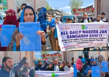 Cooks Stage Protest in Beerwah, Demand Fair Wages and Regularisation