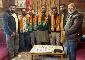 Political Shift in Srinagar: Prominent Faces Join BJP, Boost Grassroots Push