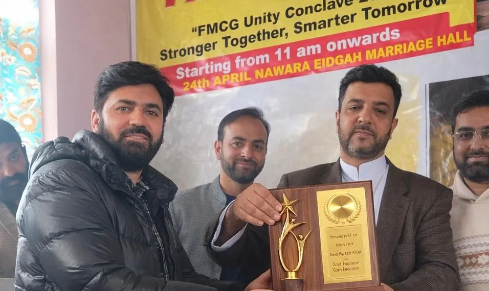 Imtiyaz Ahmad of Unibic Biscuits Honoured for Outstanding Performance at Mega Distributor Meet in Kashmir