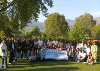 سری نگر میں صفائی و بیداری پروگرام کا انعقاد