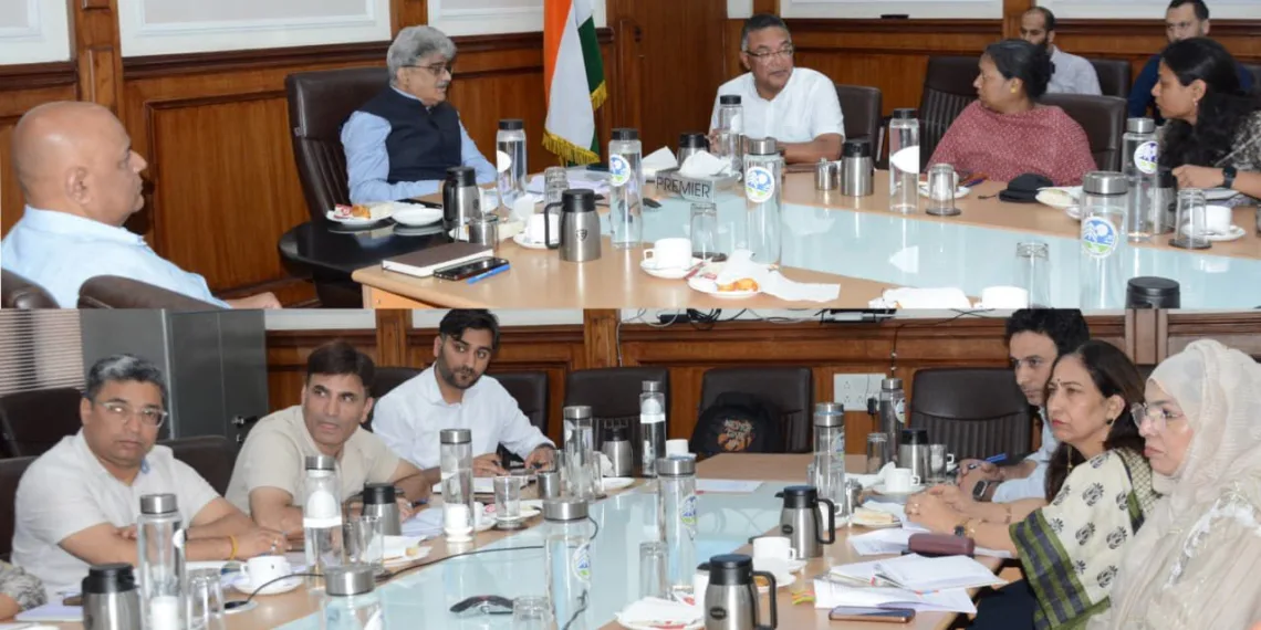 J&K Plans International Film Festival; Govt Pushes to Boost Cinema, Culture and Tourism