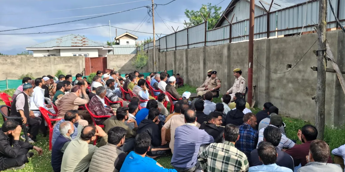 Community Joins Hands with Police: Anti-Drug Awareness Drive Held in Yaripora