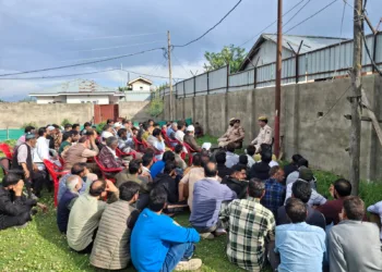 Community Joins Hands with Police: Anti-Drug Awareness Drive Held in Yaripora