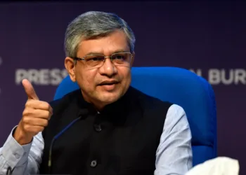 Railway Minister Ashwini Vaishnaw to Flag Off Extended Srinagar-Jammu Vande Bharat Tomorrow