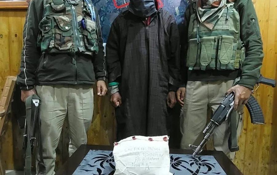 Major Drug Bust in Anantnag: Police Seize Half-Kilo Charas, Peddler Arrested at Sangam