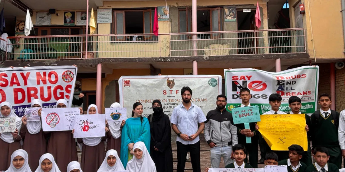 STF, Indian Army Launch Anti-Drug Outreach Drive in Srinagar