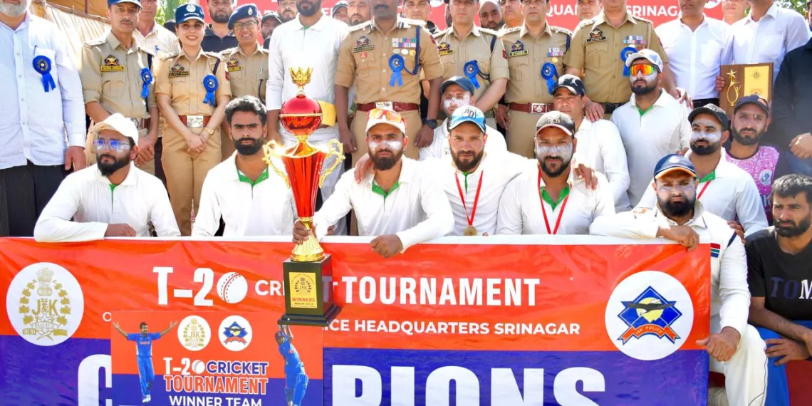 Srinagar Police Concludes T-20 Cricket Tournament at SP College Ground under CAP 2025-26