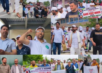 Barefoot Anti-Drug March Held at Magam Under Nasha Mukt Bharat Abhiyan