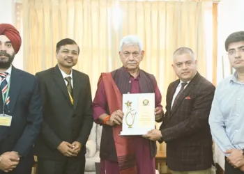 LG Manoj Sinha Completes Self-Enumeration for Census 2027, Urges Public Participation