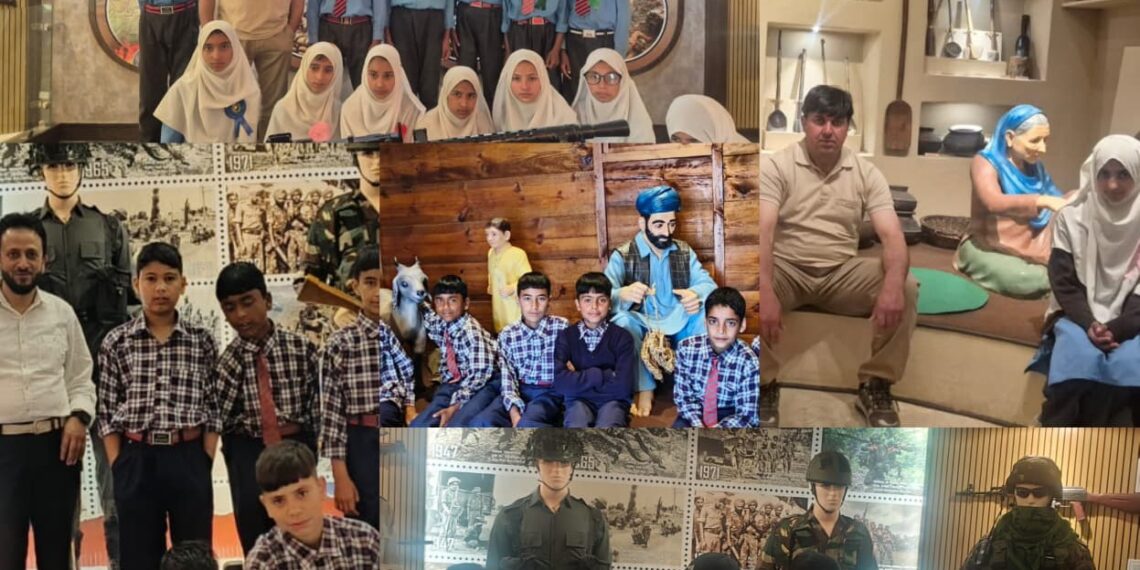 179-Bn CRPF Holds Anti-Drug Awareness Drive at Warpora School Under Civic Action Programme