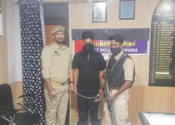 Pulwama Police Tightens Noose on Drug Network, Two Heroin Peddlers Held in Back-to-Back Crackdowns