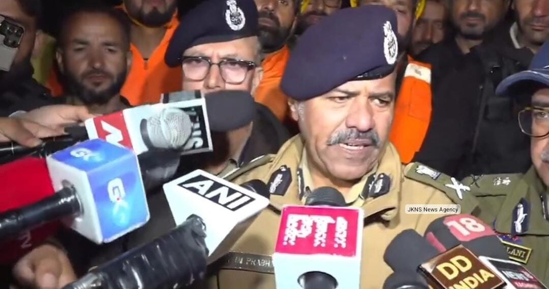 320 Tourists Rescued After Gulmarg Gondola Snag, Multi-Agency Rescue Operation Ends: DGP Nalin Prabhat