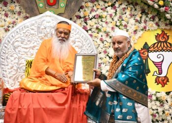 Ravinder Pandita Conferred with Prestigious “Dharam Bandhu Award” in Mysuru; Receives Citation and ₹1 Lakh Cash Prize