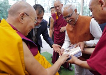 Dalai Lama Appreciates Dr. Sanjay’s Commitment to Medical and Social Service