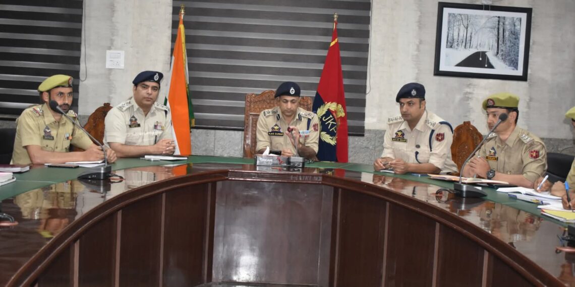 Police Organises District-Level Conference on Effective Utilisation of Beat Policing In Bandipora
