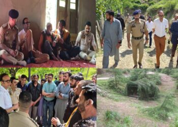Civil and Police Administration Kupwara Visits Manzchattar, Condoles Leopard Attack Victims