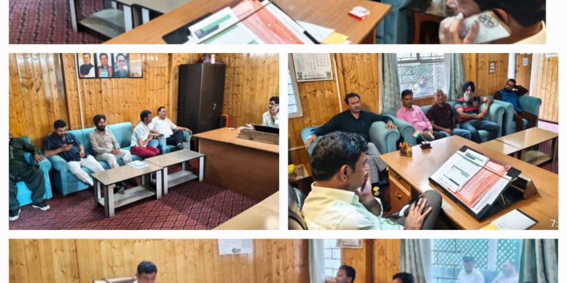 بی جے پی اقلیتی مورچہ کا مستقبل کے لائحہ عمل کے حوالے سے سری نگر میں انور خان کی زیر صدارت میں ایک میٹنگ کا انعقاد۔