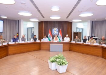 HM Amit Shah Reviews Amarnath Yatra Security, Orders Multi-Layered Safety Grid Ahead of Pilgrimage