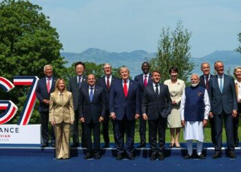PM Modi Calls for Dialogue to Resolve Conflicts, Stresses Maritime Security at G7 Summit