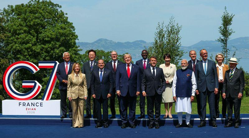 PM Modi Calls for Dialogue to Resolve Conflicts, Stresses Maritime Security at G7 Summit
