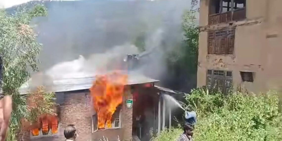 Fire Breaks Out at Jamia Masjid Ahl-e-Hadees in Shangus, No Casualties Reported