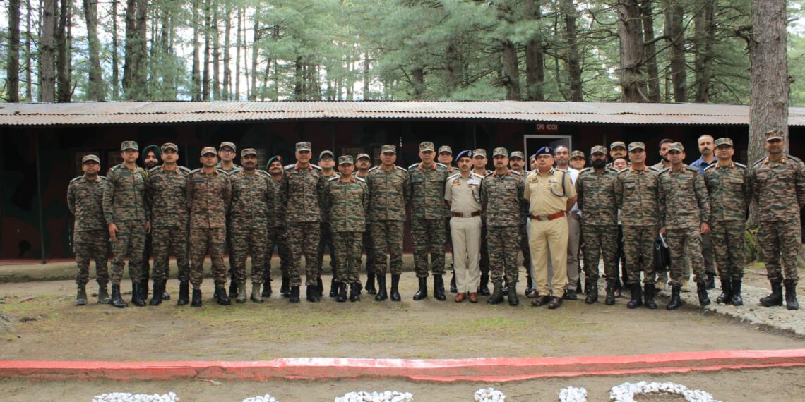 Army Commander Visits Pahalgam, Reviews Amarnath Yatra Preparations