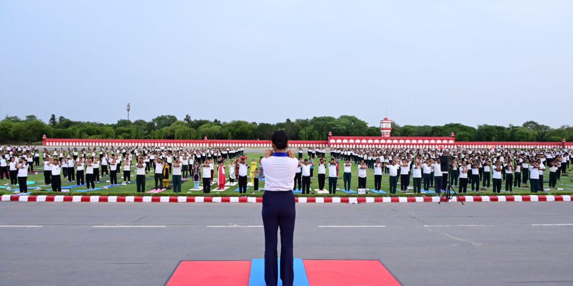 Indian Army Unites From Himalayas to Islands for Yoga Day, Reinforces Fitness and Operational Readiness