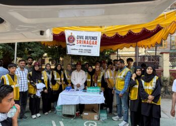 Civil Defence Volunteers Lead Humanitarian Effort During 8th Muharram Procession in Srinagar
