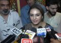 Huma Qureshi Visits Kashmir to Promote ‘Baby Do Die Do’, Interacts with Fans at Srinagar Multiplex