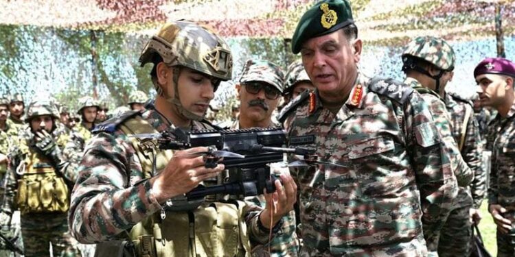 Army Chief Reviews LoC Security, Anti-Infiltration Grid During First J&K Visit as COAS