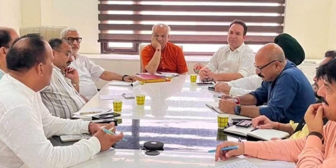 Ashok Koul and sunil Sharma Review Upcoming BJP Programmes, Organisational Matters at Jammu Meeting